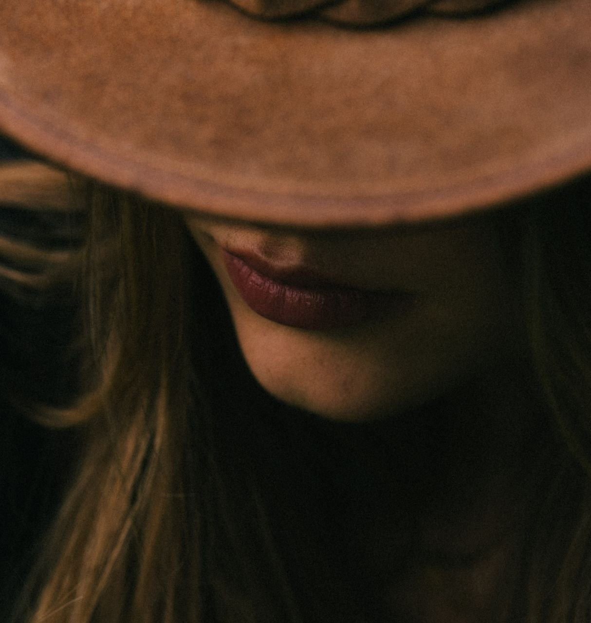 Retrato de una mujer con sombrero